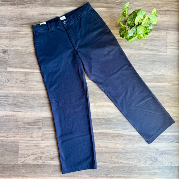 Dockers Size 34x34 Signature Khaki D2 Straight Fit Flat Front Navy Pants - Picture 2 of 12